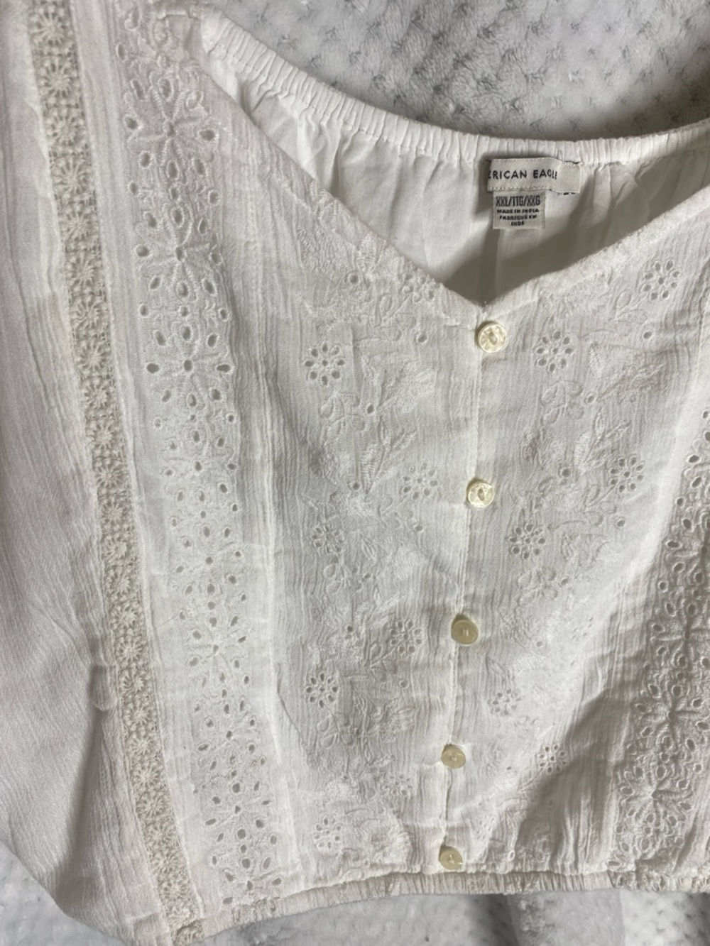 American Eagle White Crop Tank - Picture 2 of 4